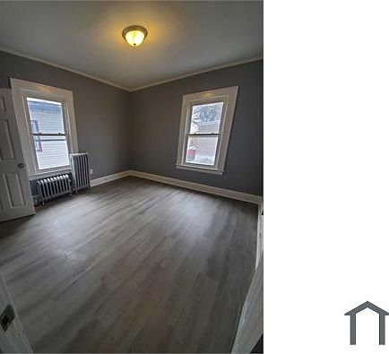 4th image of 937 S 20th St Floor 1