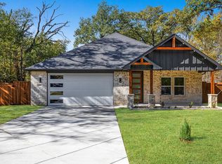 105 Oakwood Dr, Trinidad, TX 75163