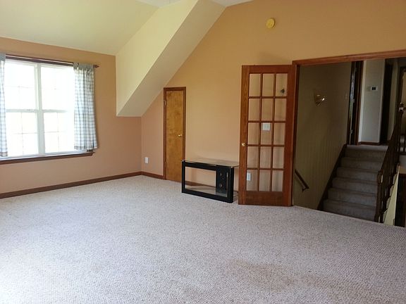 3rd image of 2105 Shuler Pl