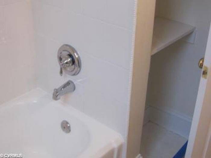 1st image of 2706 Lochaven Blvd