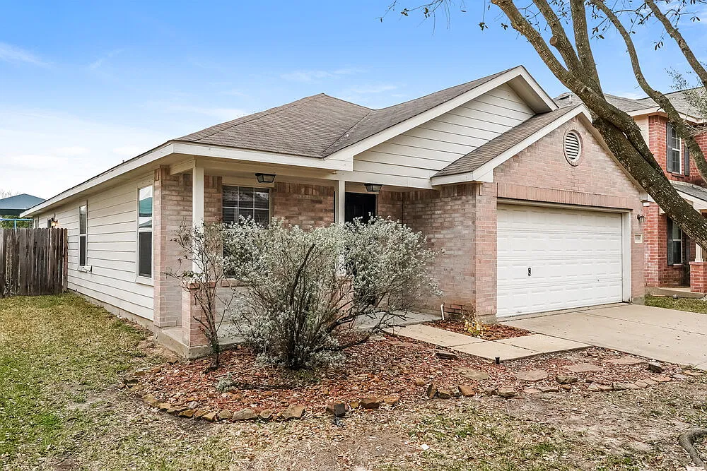 4 bed, 2.0 bath, 1680 sqft, $1,775 — Photo 3