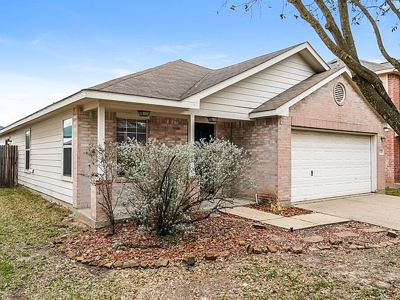 3rd image of 20830 Banyan Crest Ln