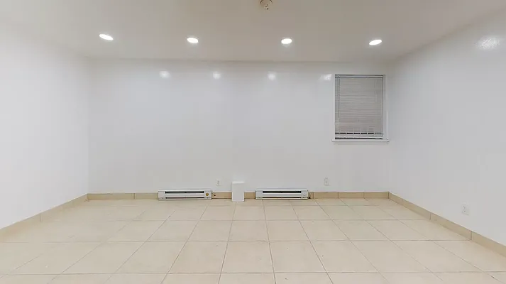 Rented by Keller Williams NYC | media 19