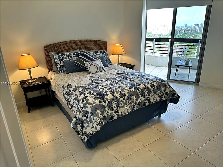 3530 Mystic Pointe Dr #2607 — Photo 14