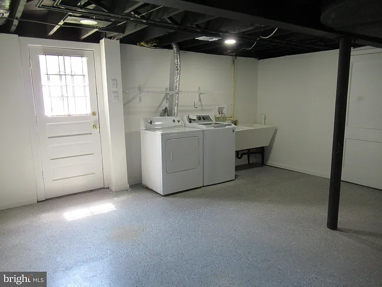 2306 S Columbus St — Photo 25