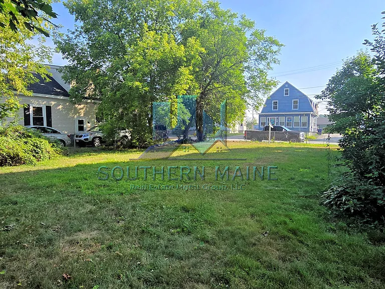 10 Grove St #3 — Photo 20