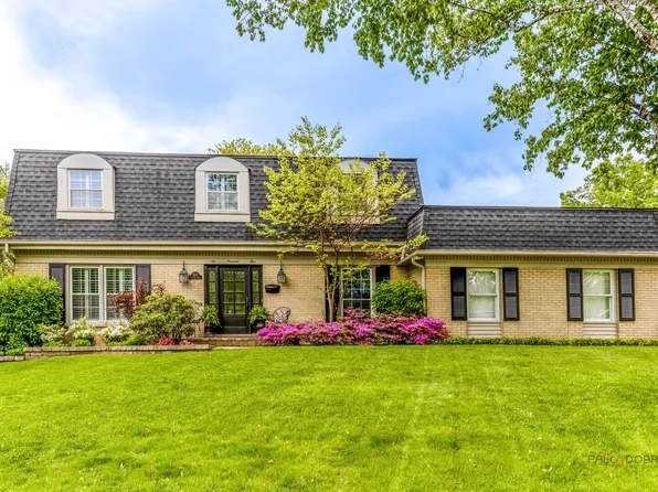 605 E Golf Rd, Libertyville, IL 60048