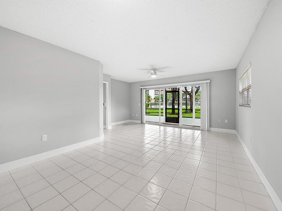1st image of 550 SW 137 Avenue #L114
