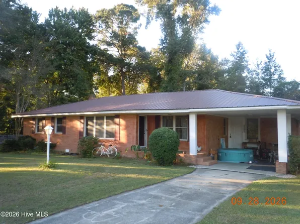 13303 Swamp Fox Highway E, Tabor City, NC 28463