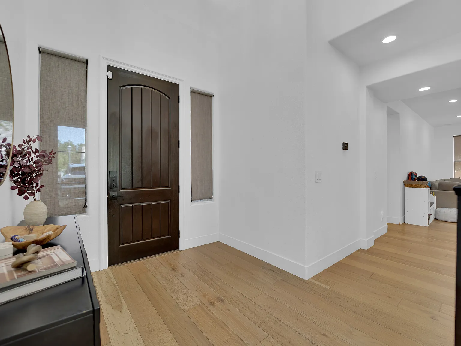 4 bed, 2901 sqft, $5,250 — Photo 3