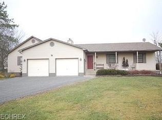 335 Wilson Sharpsville Rd NW, Warren, OH 44481