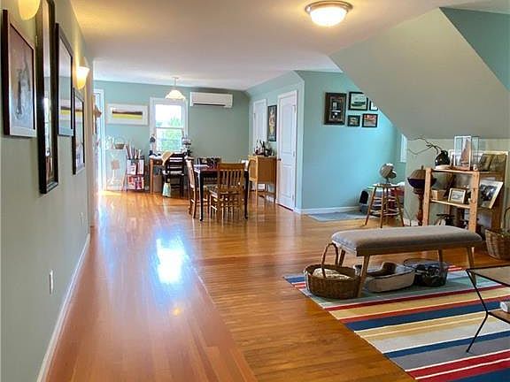 3rd image of 6 Coit St #4