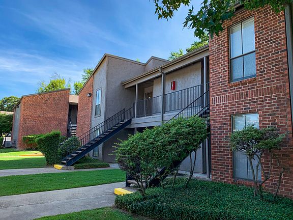 4th image of 301 W Hawkins Pkwy #1208