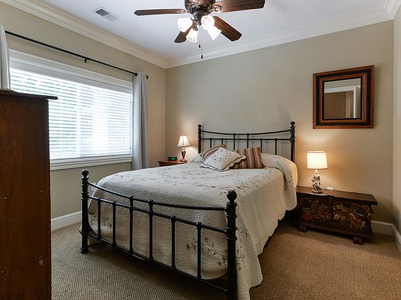 4th image of 228 Seven Cove Ln Unit 106