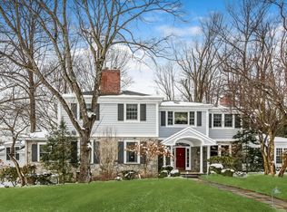 7 Overlook Rd, Scarsdale, NY 10583