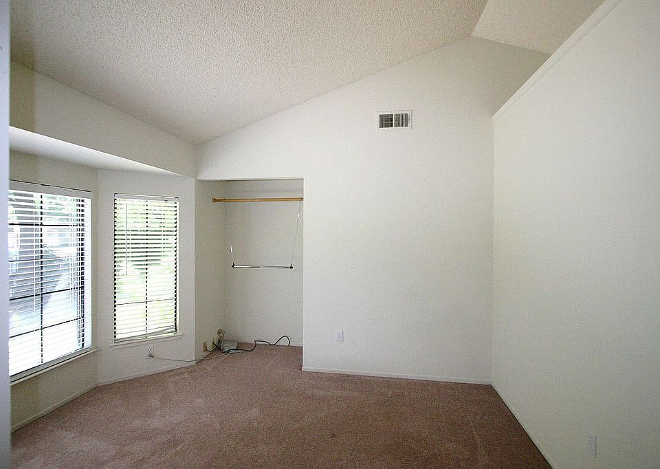 Front bedroom