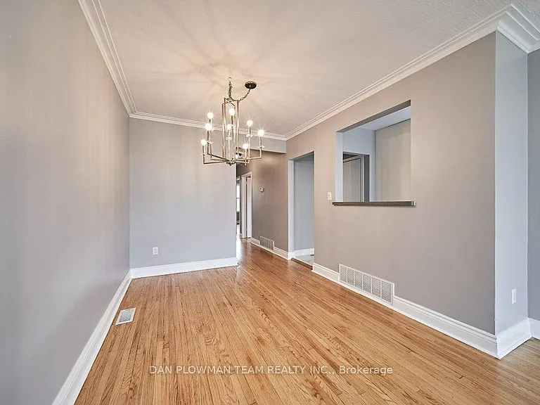 181 Waverly St S #UPPER — Photo 8