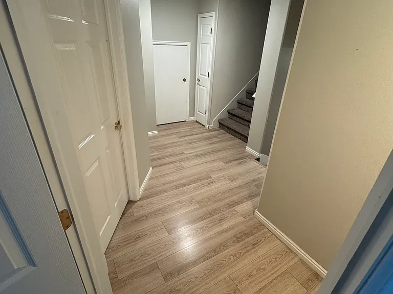 556 E Rocky Mouth Ln #BASEMENT — Photo 3
