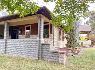 302 W Phelps Ave, Pierce City, MO 65723
