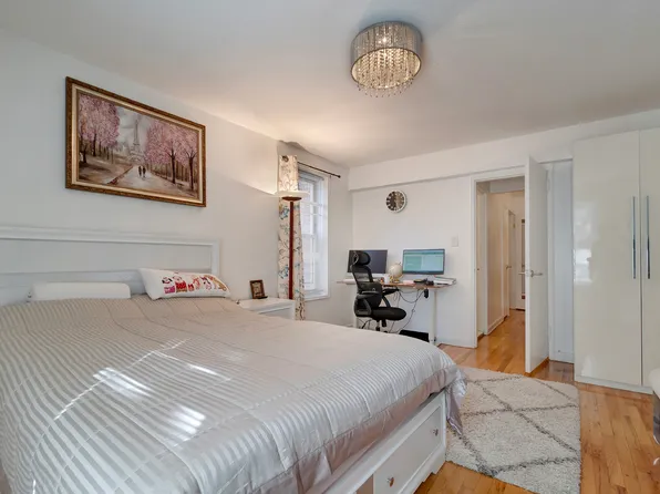 3165 Nostrand Avenue image 6 of 9