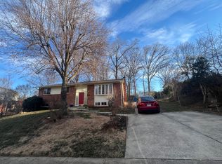 10123 Eastlake Dr, Fairfax, VA 22032