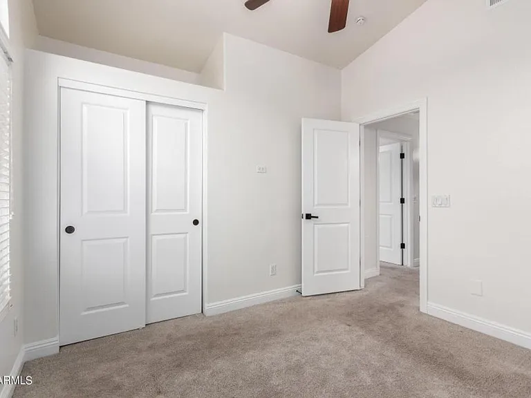 7217 W Crest Ln — Photo 22