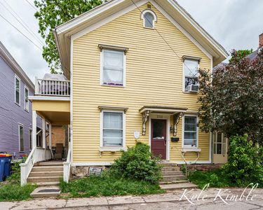 232 Oakley Pl NE, Grand Rapids, MI, 49503