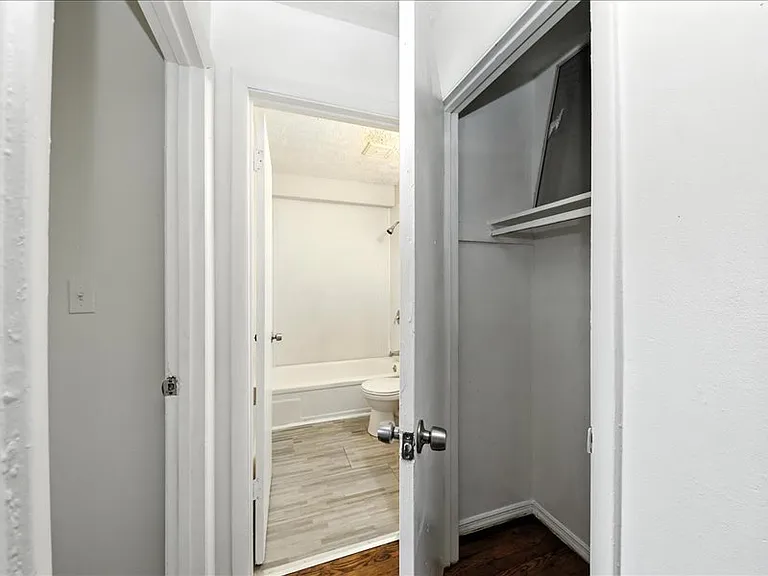 2145 Harrison Ave #16 — Photo 9