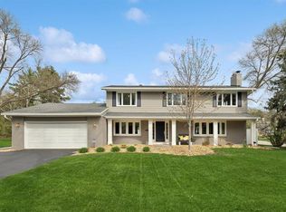 6845 Sally Ln, Edina, MN 55439