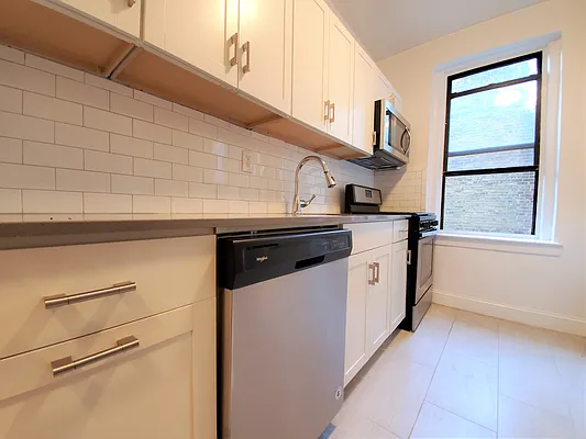 Rented by Living New York | media 26