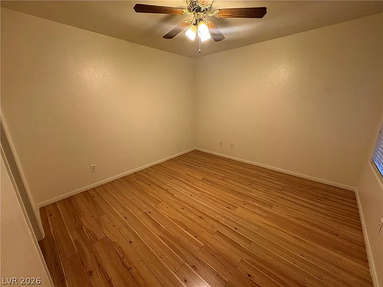 701 Capri Dr #13B — Photo 12