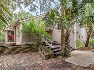 2774 Old Forest Dr, Johns Island, SC 29455