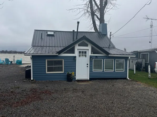 5 Private Dr, Russells Point, OH 43348