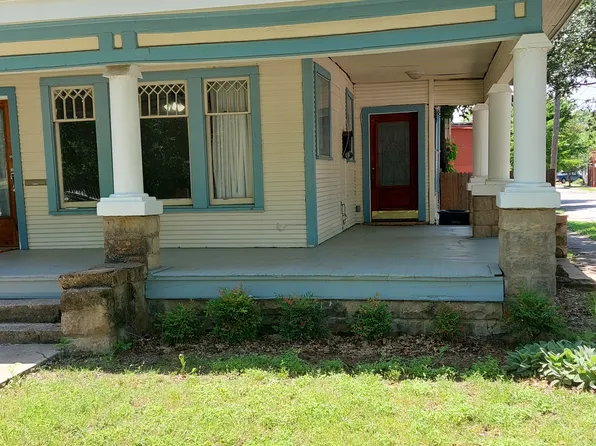 1800 Alston Ave #B, Fort Worth, TX 76110