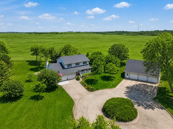 4 Shana Cir, Red Oak, IA 51566