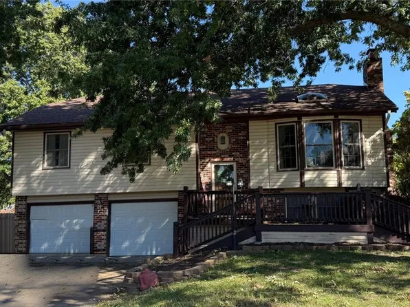 812 S Sheridan Rd, Olathe, KS 66061