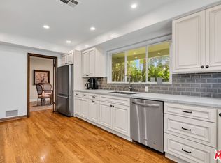 701 N Sierra Dr, Beverly Hills, CA 90210