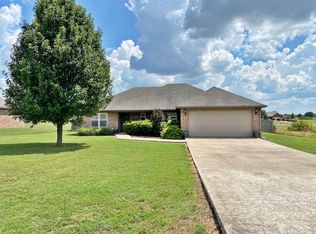 17561 W Seth Ln, Tahlequah, OK 74464