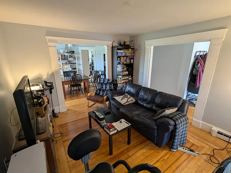 376 Fellsway W — Photo 9