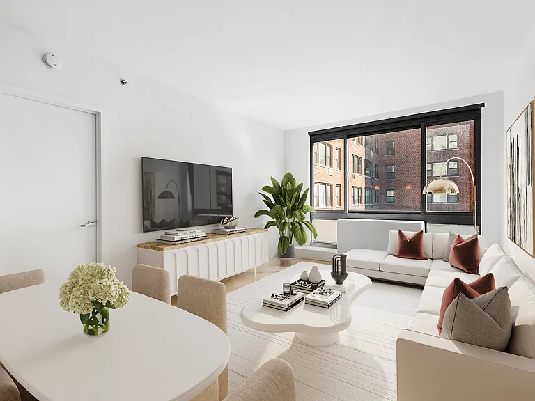 242 E 25th St #9A — Photo 1