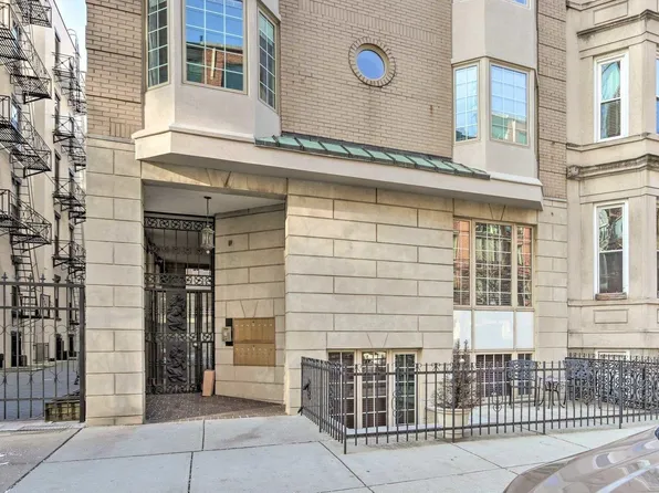 1108 Hudson Street image 1 of 12