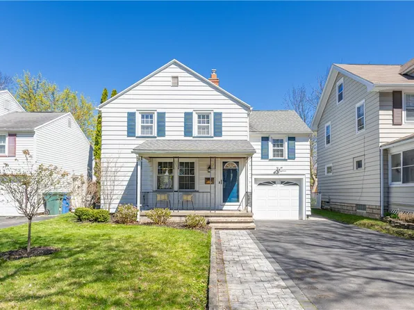 218 Farmington Rd, Rochester, NY 14609