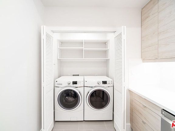 4th image of 8788 Shoreham Dr APT 32