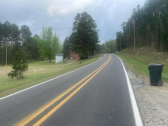 4th image of 3731 Mountain Pine Rd