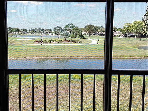 5th image of 7410 Lake Breeze Dr APT 207