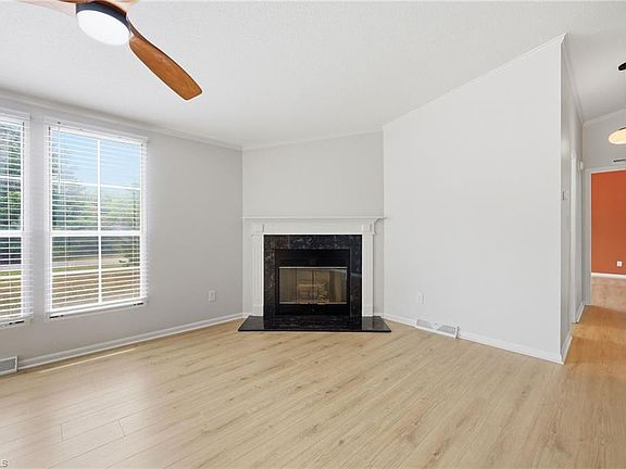 5th image of 4390 Glenford Dr