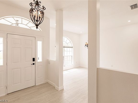 3rd image of 2110 NE 3rd Ave