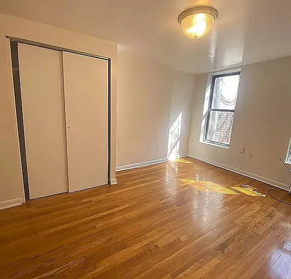 410 W 56th St #5D — Photo 4