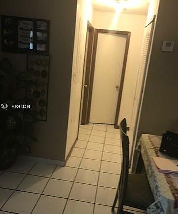5th image of 19041 SW 121st Ave