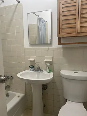 Rented by Keller Williams NYC | media 24